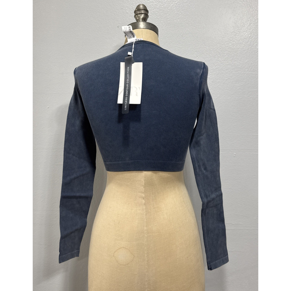 Zara Crop Top Crew Neck Pullover Stretch Long Sleeve Faded Blue Size XS Stylish - Picture 2 of 9